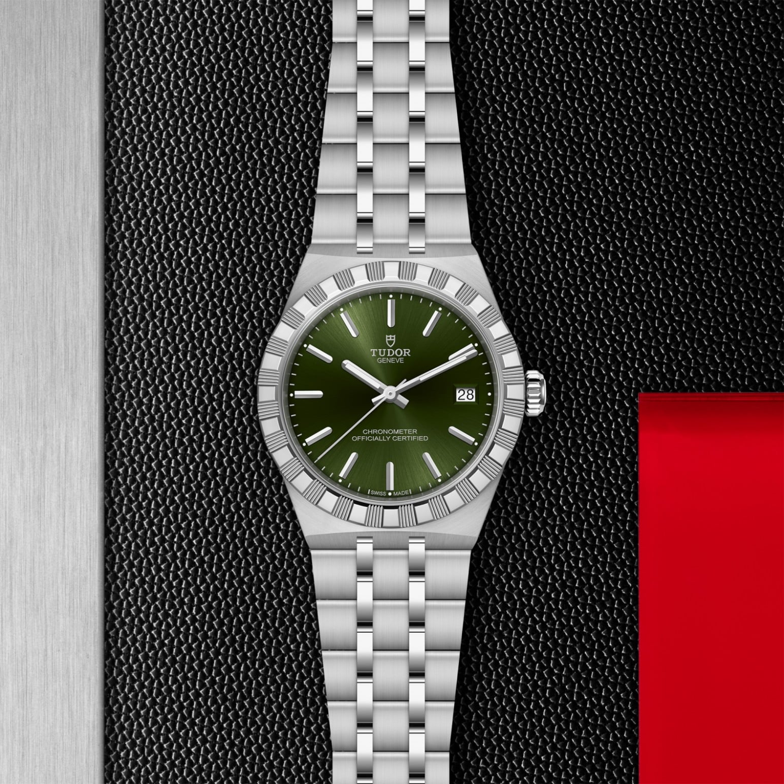 tudor-m2836c1a0-0103.jpg