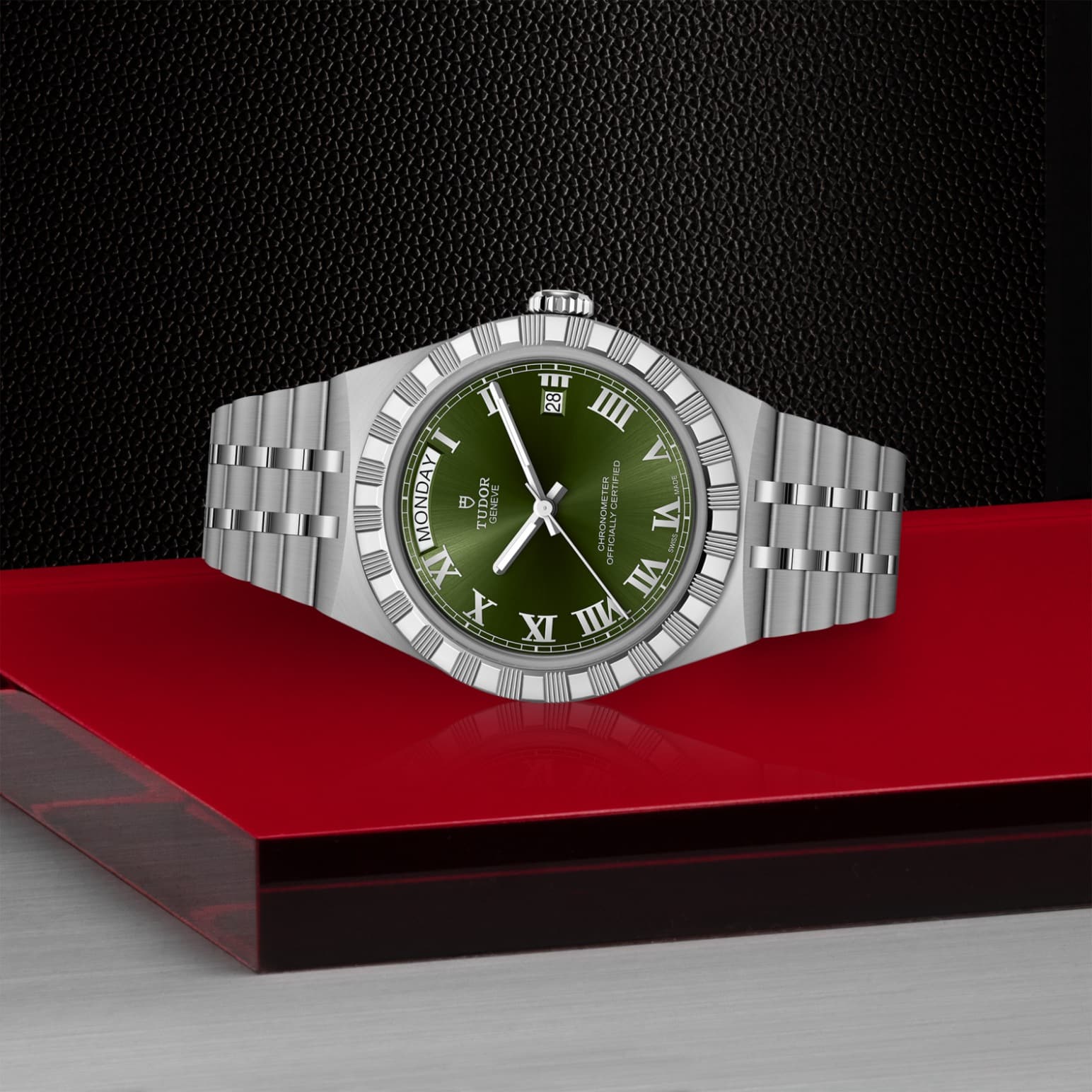 tudor-m2840d1a0-0003-1.jpg