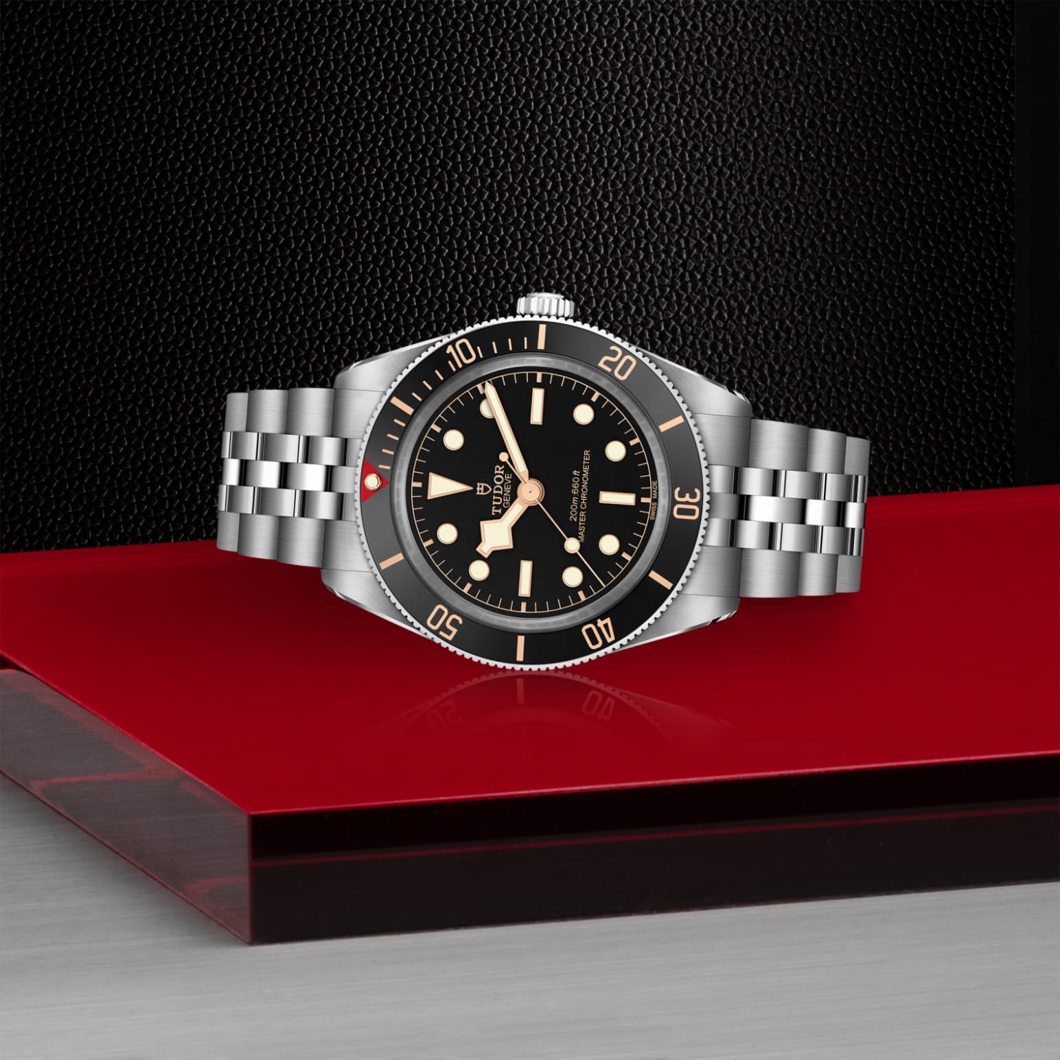 tudor-m7939a1a0nu-0001-1.jpg