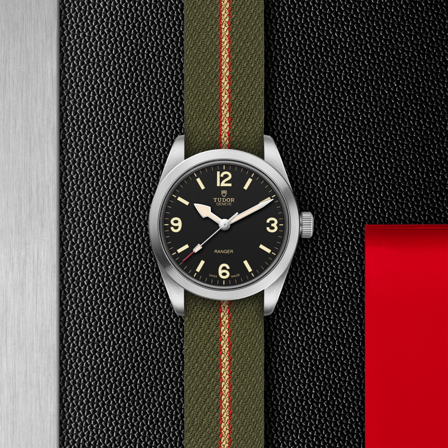 tudor-m79930-0003.jpg